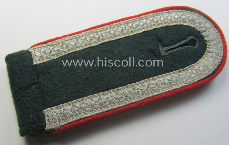 Single, WH (Heeres) NCO-type shoulderstrap: 'Unterwachtmeister eines (Sturm)Artillerie-Abts.s o. Rgts.'