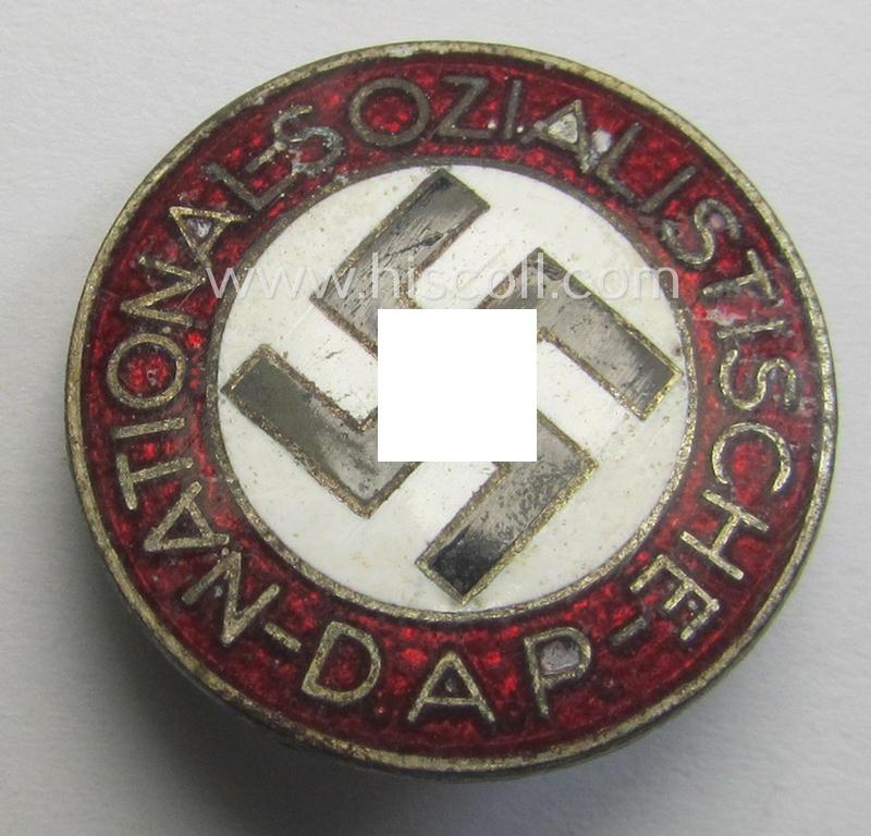 'N.S.D.A.P. - Parteiabzeichen' showing the makers'-designation: 'RzM' and/or: 'M1/42'
