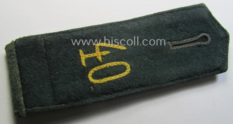 Single, WH (Heeres) EM-type 'cyphered' shoulderstrap: 'Soldat des Nachrichten-Abteilungs 40'