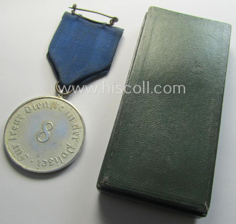 'Polizei-Dienstauszeichnung 3. Stufe' that comes stored in its green-coloured etui