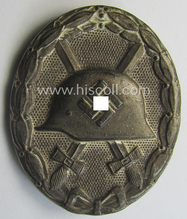 'Verwundeten-Abzeichen in Silber' being a maker- (ie. '100'-) marked example by the: 'Rudolf Wächtler u. Lange'-company