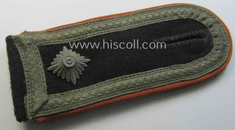 Single, Waffen-SS NCO-type shoulderstrap for usage by an: 'SS-Unterscharführer' who served within the: 'SS-Feldgendarmerie-Trpn.'