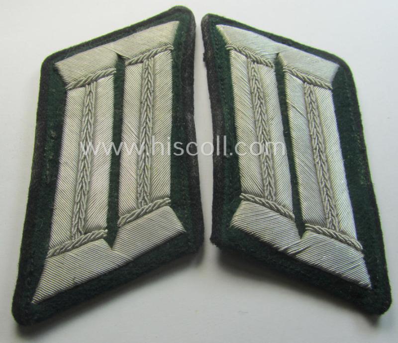 Pair of WH (Heeres) officers'-type collar-tabs: 'Offizier o. Beamter des gehobenen Dienstes' (aka: 'Regierungsbaurat der Beambter')