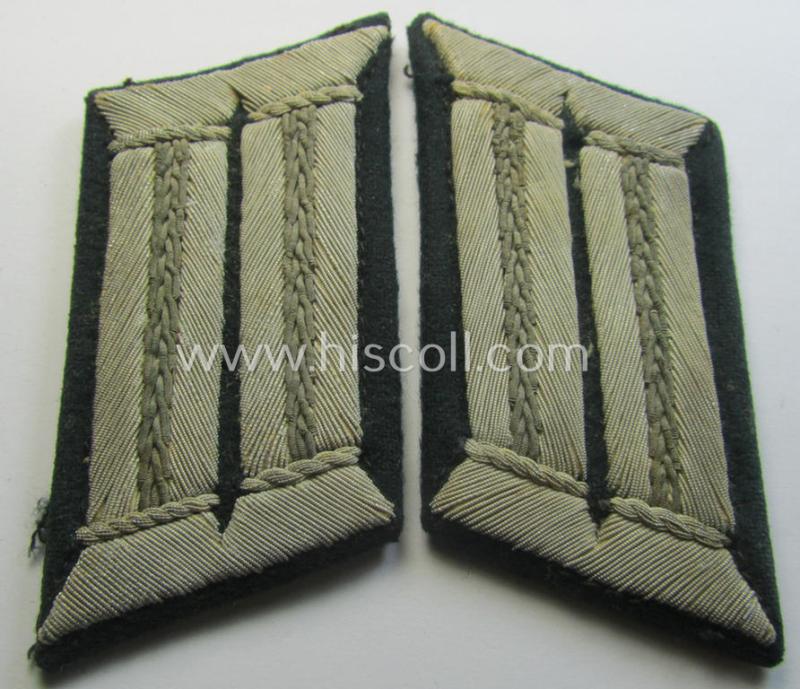 Pair of WH (Heeres) officers'-type collar-patches: 'Offizier der Propaganda-Truppen'
