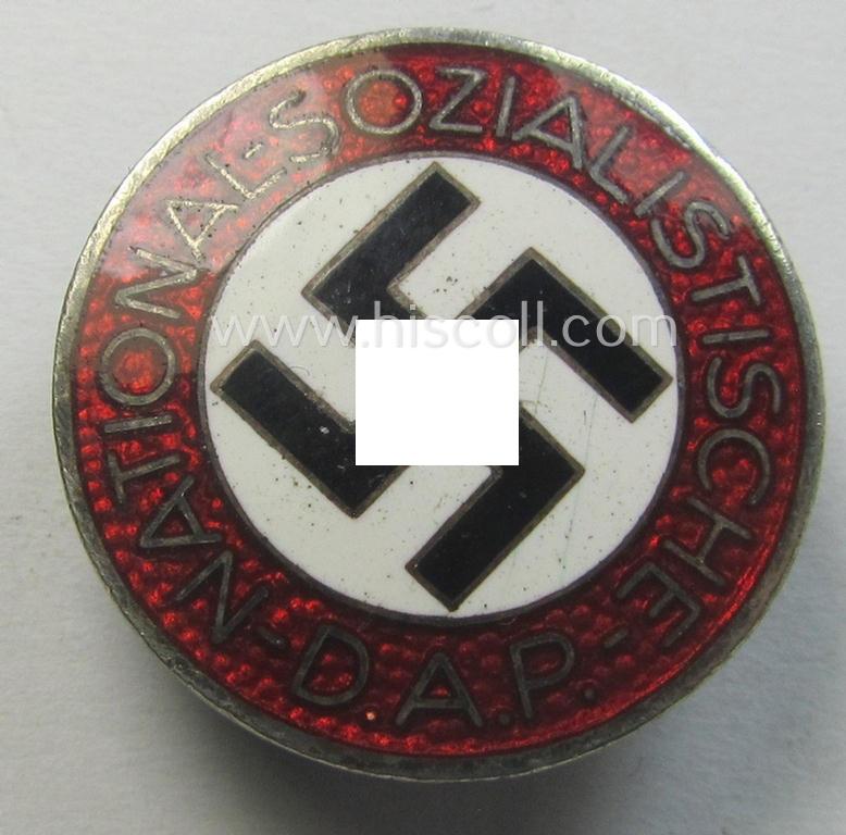 'N.S.D.A.P. - Parteiabzeichen' showing the makers'-designation: 'RzM' and/or: 'M1/102'
