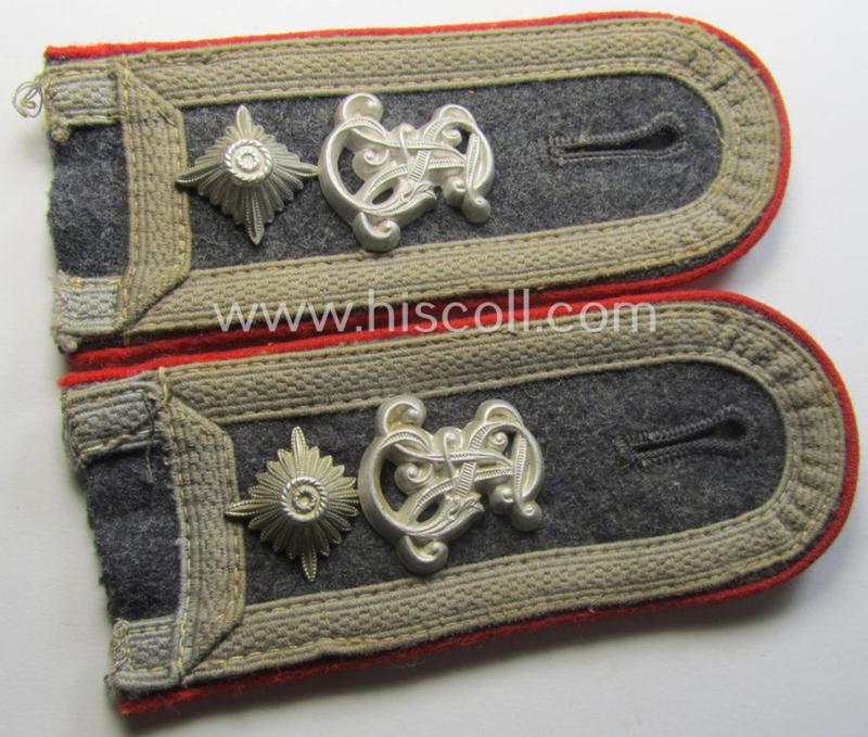 Pair of WH (Luftwaffe) 'cyphered' NCO-type shoulderstraps: 'Feldwebel der Flak-Artillerie-Trpn. u. Mitglied einer Flak-Artillerieschule'