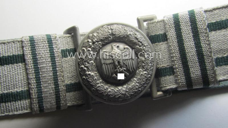 WH (Heeres) 'standard'-pattern, aluminium-based (dress- ie. 'Ausgeh'-pattern) belt-buckle and belt (ie. 'Augeh- o. Feldbinde für Mannschaften u. Uffz. des Heeres')