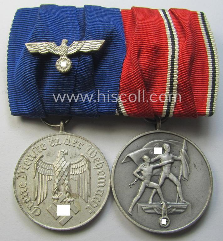 WH (Heeres o. KM) two-pieced medal-bar (ie.: 'Doppelspange') resp. showing a: 'WH-DA 4. Stufe' and an Austrian  'Anschluss'-medal