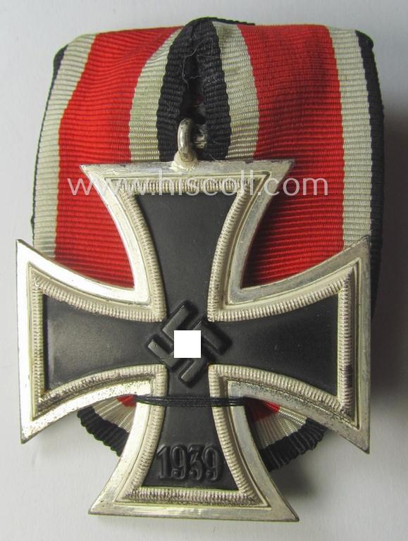 'Einzelspange' (ie. single-pieced medal-bar) showing an Iron Cross 2nd class (or: 'Eisernes Kreuz 2. Klasse')