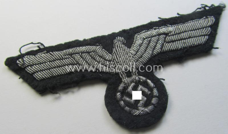 WH (Heeres) Panzer-related, officers'-type, hand-embroidered breast-eagle (ie. 'Brustadler für Offiziere') as was intended for usage onto the 'wrap-around', officers'-pattern tunics
