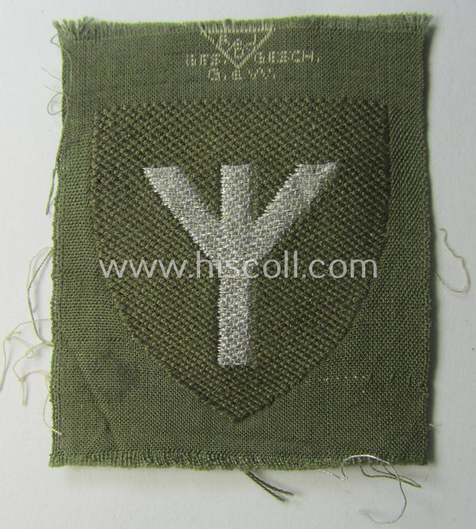 RAD (ie. 'Reichsarbeitsdient') officers'-pattern armbadge as executed in neat 'BeVo'-weave 'flat-wire' pattern as was intended for usage by a: 'Sanitäts-Führer' (ie. 'RAD-Feldscher')