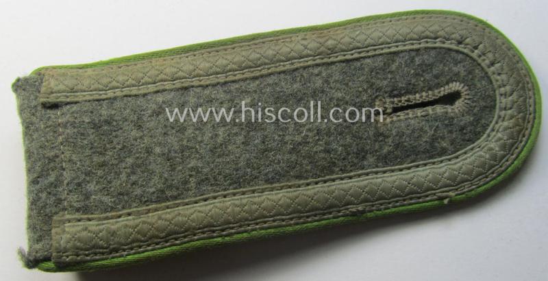 Single, WH (Heeres) early- (ie. mid-) war-period- (ie. 'M40- o. M43'-pattern) NCO-type shoulderstrap: 'Uffz. der Panzer-Grenadier-Trpn.'