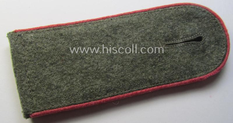 Single, WH (Heeres) 'M40 o. M43'-pattern, EM-type shoulderstrap: 'Soldat eines Pz- o. Panzerjäger-Abtlgs. o. Rgts.'