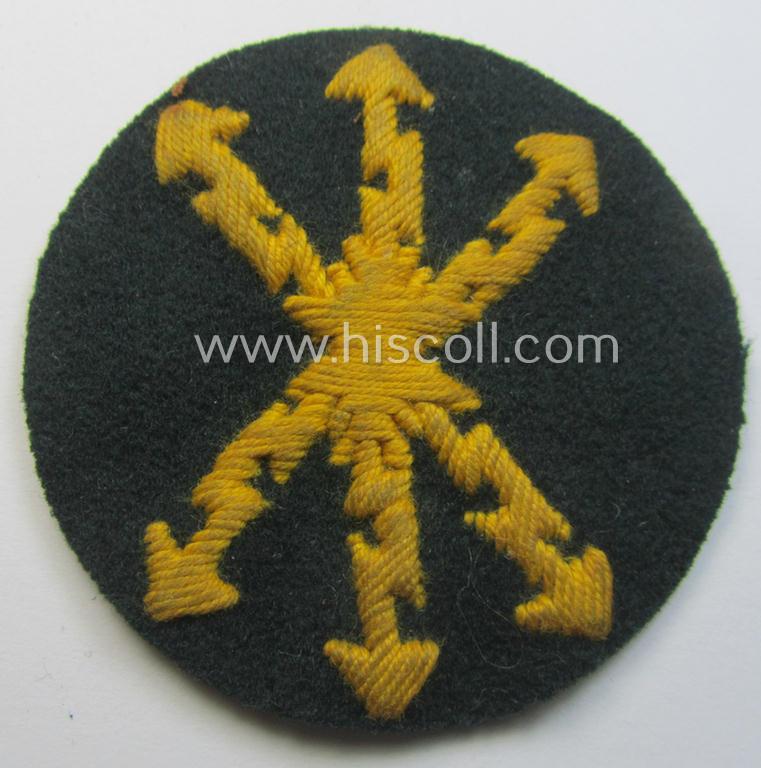 WH (Heeres) so-called: trade- and/or special-career arm-insignia (ie. 'Laufbahn- o. Tätigkeitsabzeichen') as intended for an army: 'Funkmeister' (or: radio-operator ie. radio-equipment NCO)