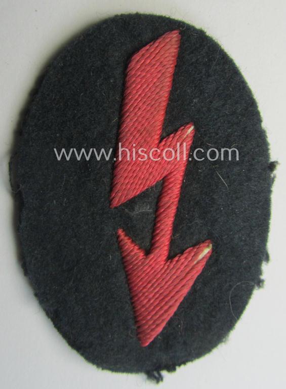 WH (Heeres) trade- and/or special-career insignia ie. hand-embroidered signal-blitz: 'Panzer- o. Panzerjäger-Trpn.'