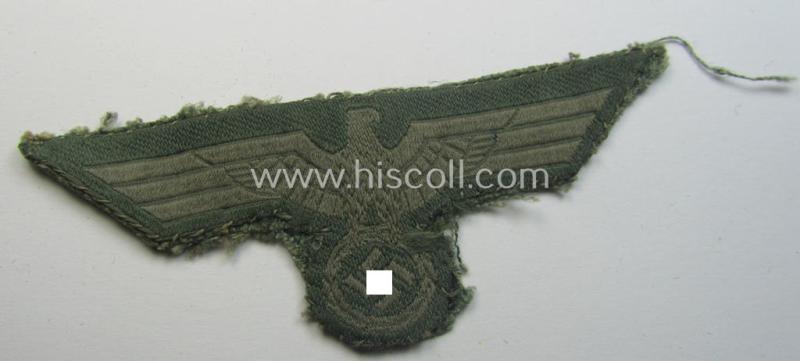 'Cut-out-of-a tunic' WH (Heeres) breasteagle (ie. 'Brustadler für Mannschaften u. Uffz.')