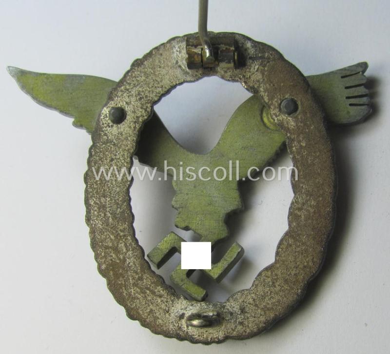 Later-war-period WH (Luftwaffe) 'Flugzeugführer-Abzeichen' (or: pilots'-badge) being a typical zinc- (ie. 'Feinzink'-) based and/or non-maker-marked example by the: 'Friedrich Linden'- (ie. 'FLL'-) company