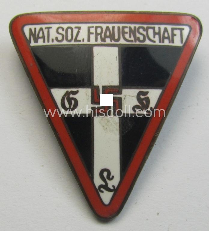 'NS-Frauenschaft'- (ie. NSF-) membership-badge (ie. 'Mitgliedsabzeichen') as was specifically intended for a: 'Frauenschaftsleiterin der Gauleitung' (that shows an: 'RzM 72'-designation)