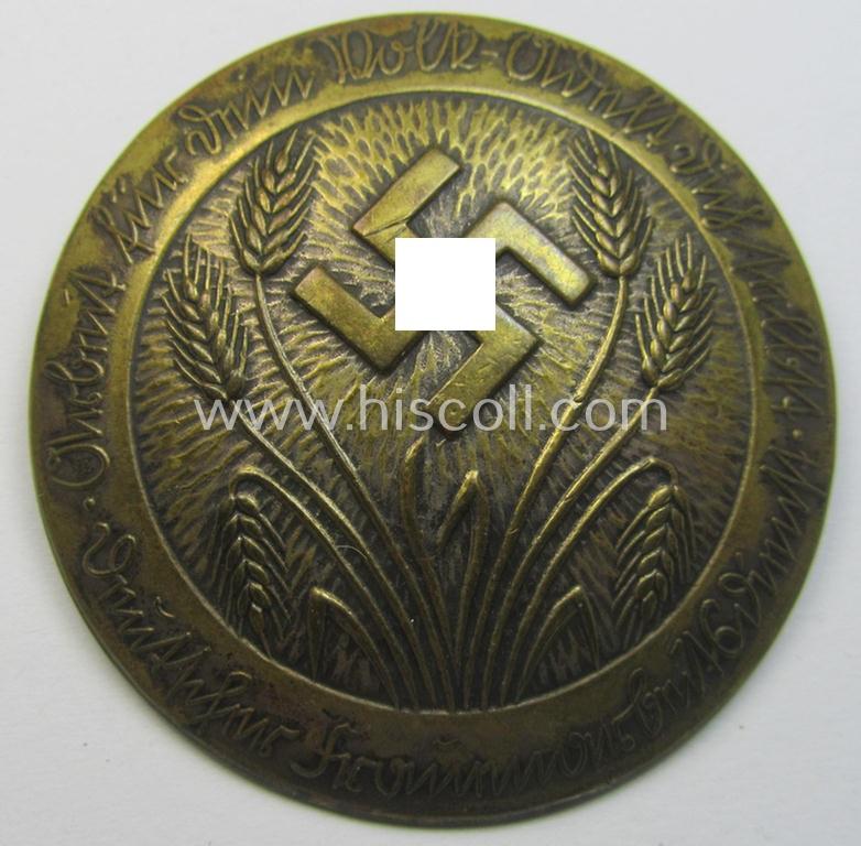 'Deutscher Frauenarbeitsdienst' (or: womens'-labour-service) so-called: 'Dienstbrosche' being a non-maker-marked example as was executed in silverish-golden-toned metal and that is bearing a unique serial-number ('22808')