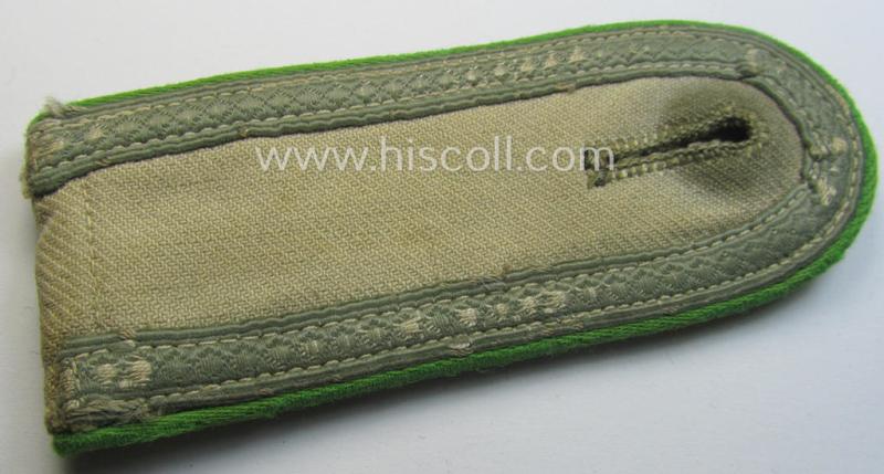 Single - but nevertheless very rarely encountered! - WH (Heeres) 'tropical' (ie. truly 'DAK'-related!) NCO-type shoulderstrap as was intended for an: 'Unteroffizier der Panzer-Grenadier-Truppen'