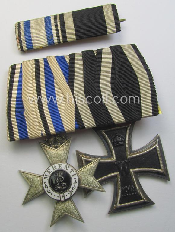 WWI-period, so-called: 'Doppelspange' (being of the neat 'detachable'-pattern!) showing resp. a: 'Bayern Militär-Verdienstkreuz 2. Kl. ohne Schwn.' and an: 'EK II. Klasse' (and that comes with its accompanying 'Feld- o. Bandspange')