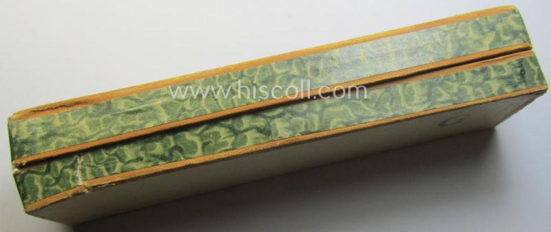 TR-era- (ie. 'Deutsche Wehrmacht'-) related harmonica entitled: 'Wenn wir Marschieren' that came stored in its original and/or carton-based box ie. etui