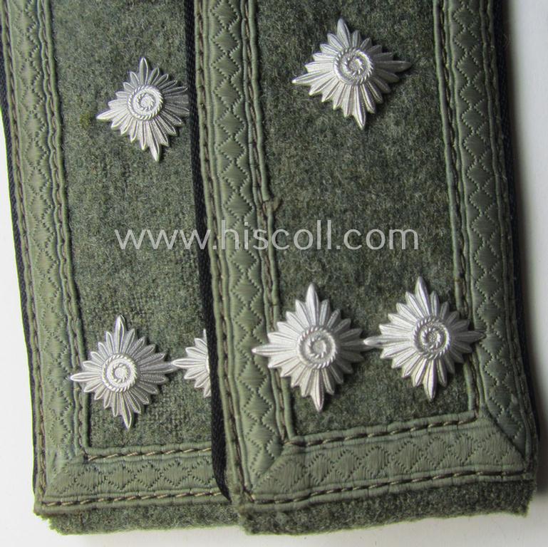 Pair of WH (Heeres) NCO-type shoulderstraps: 'Stabsfeldwebel o. Spiess einer Pionier-Abts.'