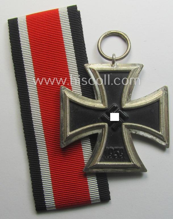 'EKII. Klasse' being a maker- (ie. '40'-) marked example that comes together with its non-confectioned ribbon (ie. 'Bandabschnitt') by the maker (ie. 'Hersteller'): 'Berg & Nolte'