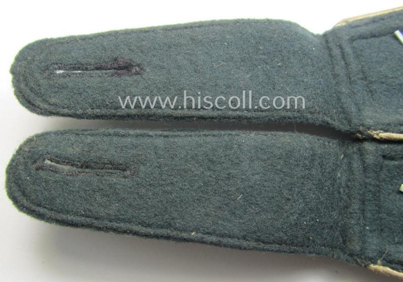 Pair of WH (Heeres), early-war-period, 'privately-purchased'-pattern so-called: 'M36 o. M40'-styled, NCO-type 'cyphered' shoulderstraps: 'Feldwebel des Infanterie-Rgts. 88'