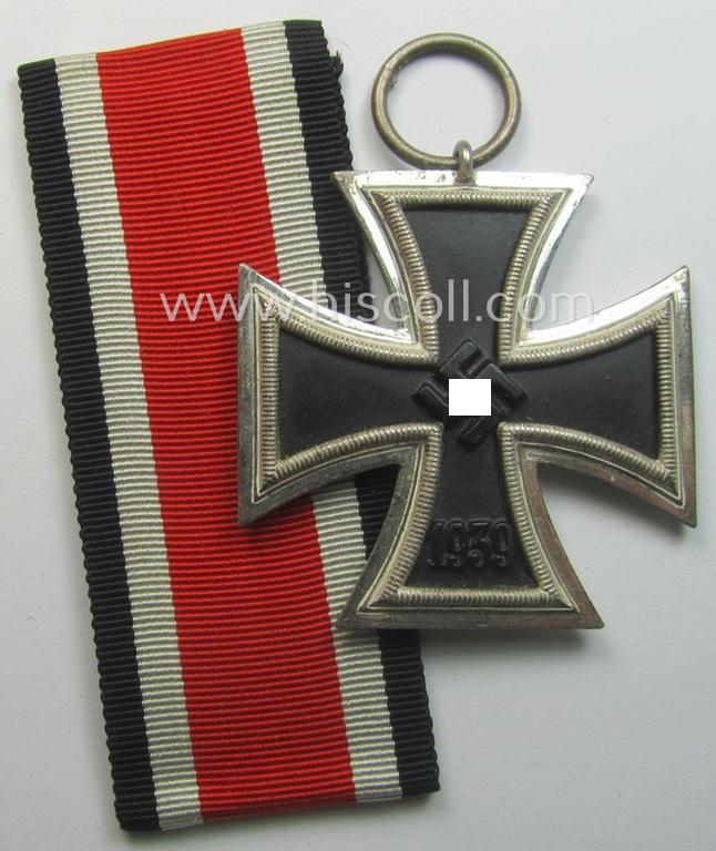 'Eisernes Kreuz II. Klasse' being a non-maker-marked example by: 'Wächtler & Lange'