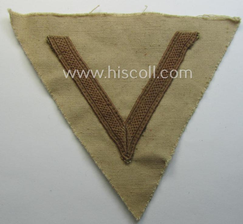 WH (Luftwaffe) tropical-styled, 'Armwinkel' (or: arm-chevron) as executed on typical beige- ie. tan-coloured linnen as was specifically intended for usage by a soldier with the rank of a: 'Gefreiter'