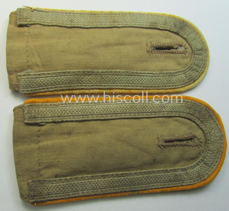 Pair of - truly used- and/or worn! - WH (Luftwaffe) 'tropical-styled' shoulderstraps (as was specifically for usage on the tropical-shirts ie. tunics) as was intended for usage by an: 'Uffz. der Flieger- o. Fallschirmjäger-Trpn.'