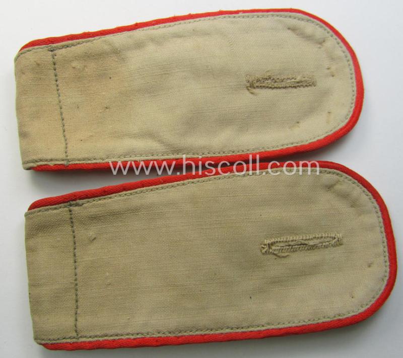 Pair of - truly used- and/or worn! - WH (Luftwaffe) 'tropical-styled' shoulderstraps (as was specifically for usage on the tropical-shirts ie. tunics) as was intended for usage by a: 'Soldat der Flak-Artillerie-Trpn.'