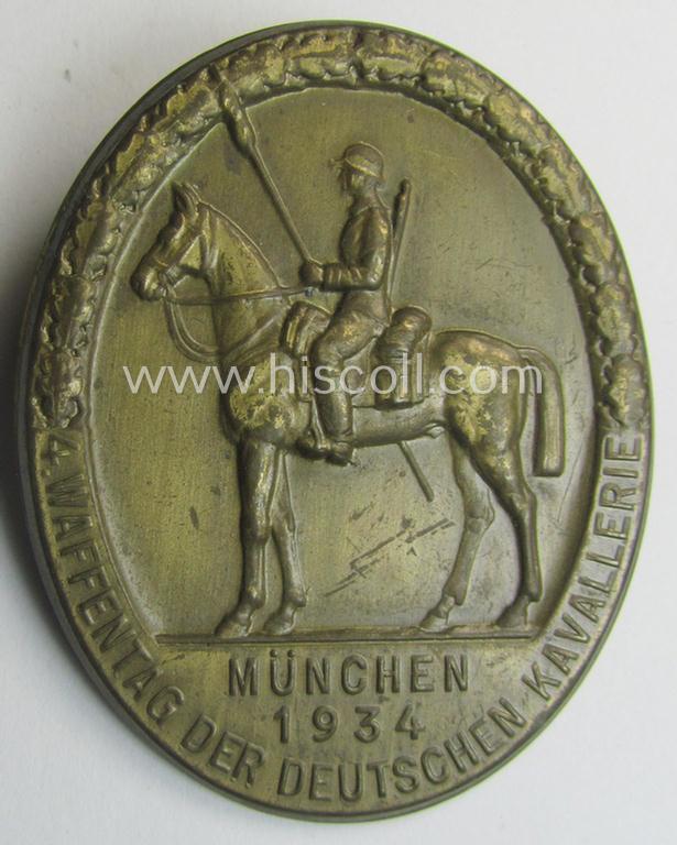 WH (Heeres) (ie. 'Kavallerie'-) related day-badge (ie. 'tinnie') as issued to commemorate a specific veterans'-meeting entitled: '4. Waffentag der Deutschen Kavallerie - München - 1934'