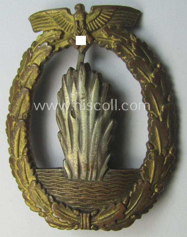 Period 'vaulted', WH (KM) 'Kriegsabzeichen für Minensuch-, U-Boot-Jagd und Sicherungs-Verbände' being a clearly maker- (ie. 'Assmann'-) marked example as executed in multi-coloured metal (ie. 'Buntmetall')