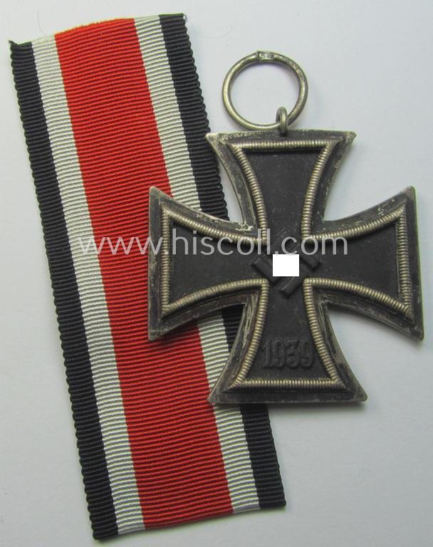 'Eisernes Kreuz II. Klasse' being a clearly maker- (ie. '44'-) marked example by the: 'Jakob Bengel'-company