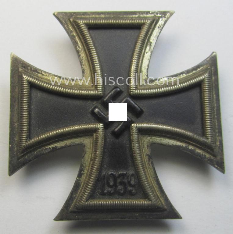 'Eisernes Kreuz 1. Kl.' as executed in the so-called: 'screw-back-version' (being an 'L/56'-marked example as produced by the: 'Funcke & Brüninghaus'-company)