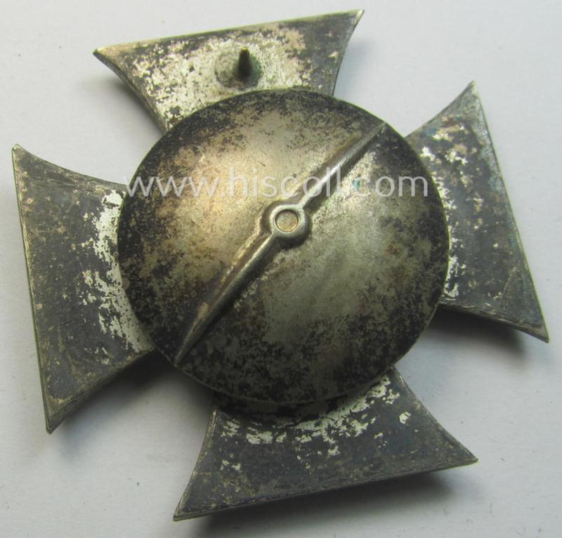 'Eisernes Kreuz 1. Kl.' as executed in the so-called: 'screw-back-version' (being an 'L/56'-marked example as produced by the: 'Funcke & Brüninghaus'-company)