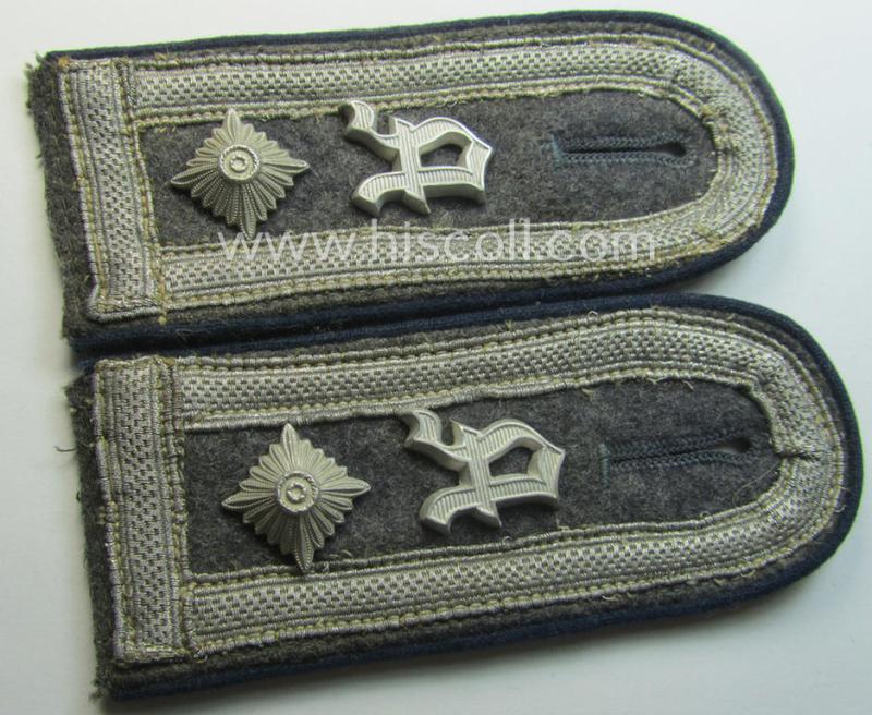 Pair of WH (LW) 'cyphered' NCO-type shoulderstraps as was intended for usage by a: 'Feldwebel einer Sanitäts-Abteilung und Mitglied einer Ärtzlichen Akademie der Luftwaffe'