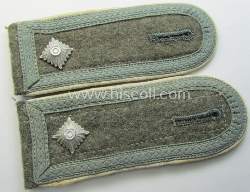 Pair of typical later-war-period- (ie. 'M44'-pattern) WH (Heeres) NCO-type shoulderstraps: 'Feldwebel eines Infanterie-Rgts.'