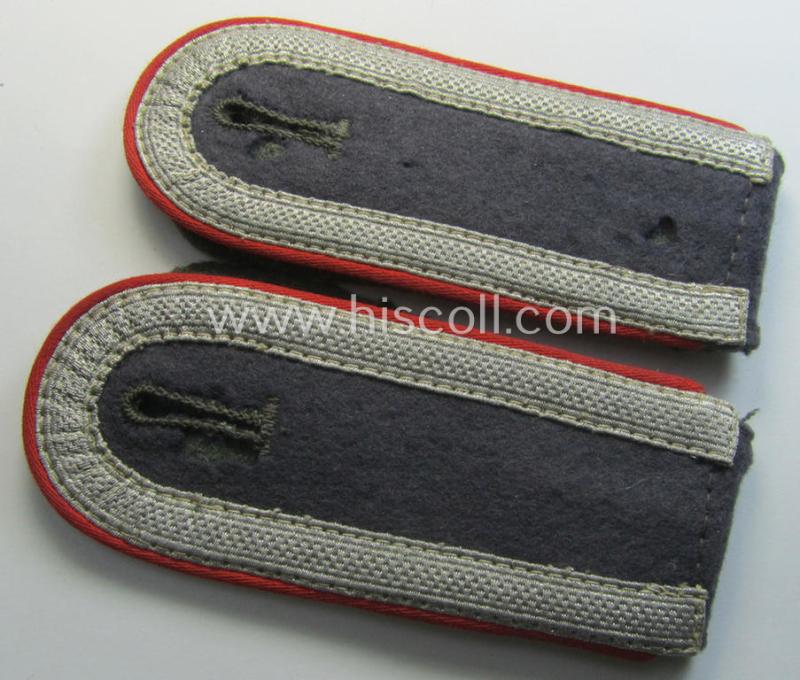 Pair of WH (Luftwaffe), early-war-period- (and I deem 'tailor-made') NCO-type shoulderstraps as was intended for usage by an: 'Unteroffizier eines Flakartillerie-Abteilungs o. Rgts.'