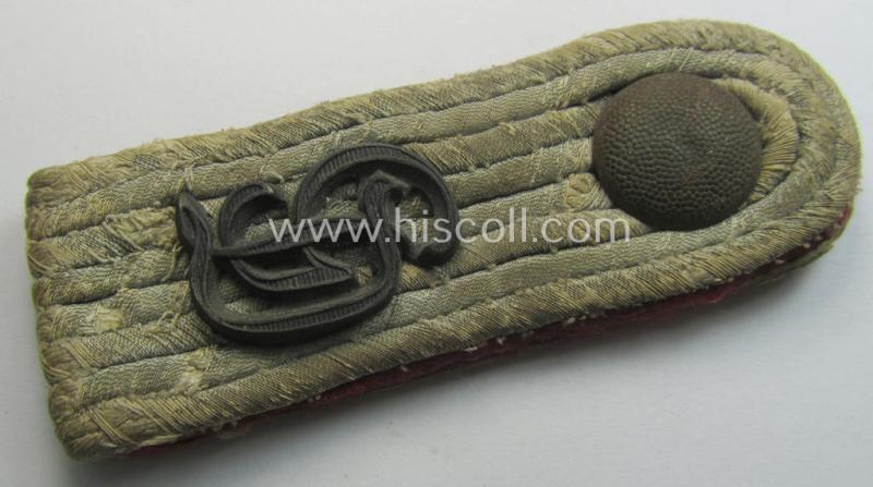 Single, WH (Heeres) officers'-type, 'cyphered' shoulderboard: 'Leutnant der Nebelwerfer-Trpn.' who served within the famous 'GrossDeutschland'-division