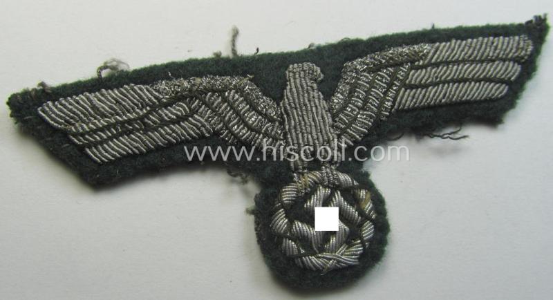 WH (Heeres) officers'-type, hand-embroidered breast-eagle (ie. 'Brustadler für Offiziere') as was executed in bright-silverish-coloured braid as was intended for usage on the various officers'-pattern tunics