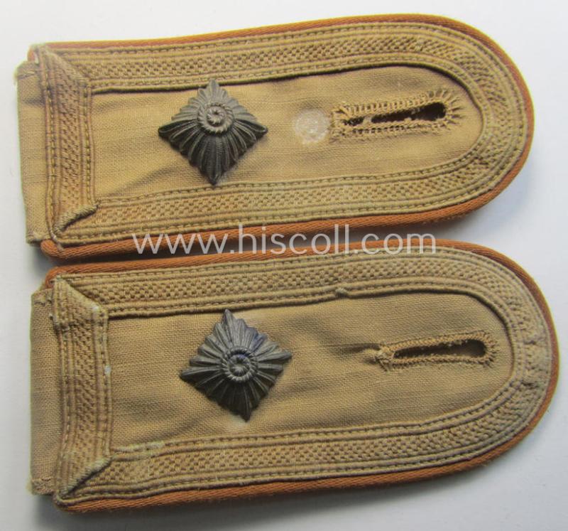 Pair of - truly used- and/or worn! - WH (Luftwaffe) 'tropical-styled' NCO-type shoulderstraps (as was specifically for usage on the tropical-shirts ie. tunics) as was intended for usage by a: 'Feldwebel der Nachrichten-Trpn.'