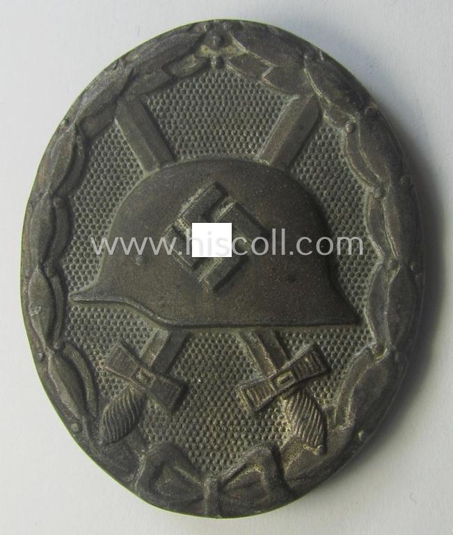 'Verwundeten-Abzeichen in Silber' being a maker- (ie. '100'-) marked example by the: 'Rudolf Wächtler u. Lange'-company