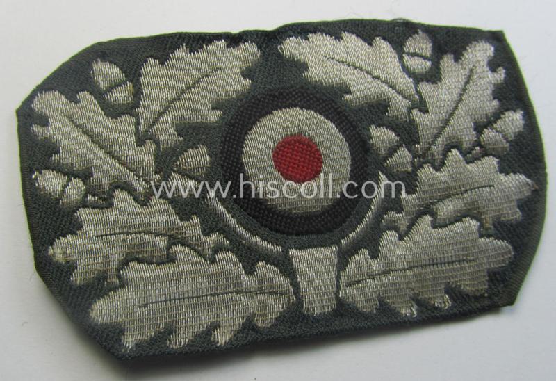 WH (Heeres) officers'-type cocarde (as executed in so-called: 'flat-wire'- ie. 'BeVo'-weave pattern) as was specifically intended for usage on the: WH 'Knautschmützen' ie. 'Alter-art'-visor-caps
