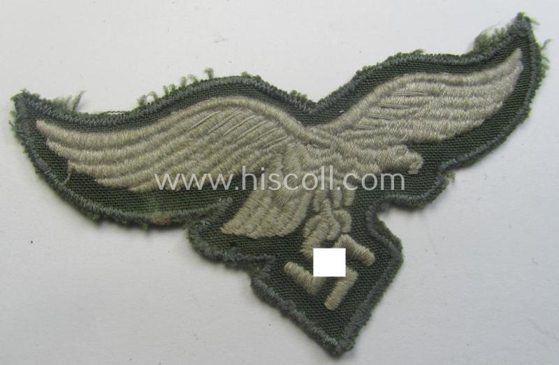 WH (Luftwaffe) machine-embroidered breasteagle, as was specifically intended for usage on the paratrooper-jumpsmocks (ie. 'FJ-Knochensäcke')
