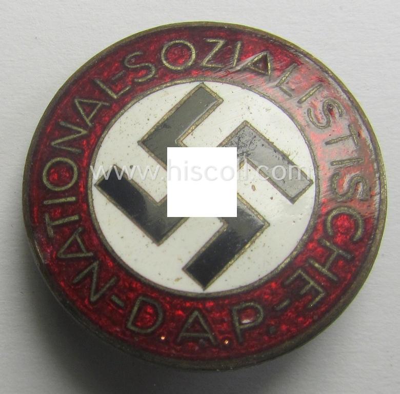 'N.S.D.A.P. - Parteiabzeichen' showing the makers'-designation: 'RzM' and/or: 'M1/42'