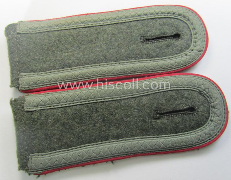 Pair of WH (Heeres) early- (ie. mid-) war-period (ie. 'M41- o. M43'-pattern) NCO-type shoulderstraps: 'Uffz. der Veterinär-Trpn. o. Generalsstabes'