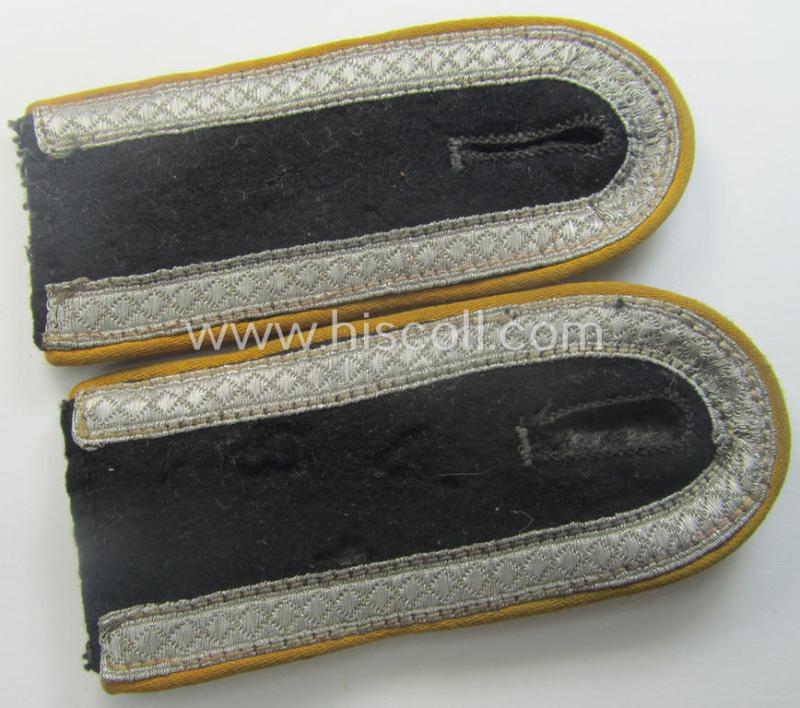 Pair of Waffen-SS, mid-war-period- (ie. 'private-purchased' ie. tailor-made-pattern!) NCO-type shoulderstraps as was intended for usage by a: 'SS-Unterscharführer eines Kavallerie- o. Aufklärungs-Abts.'